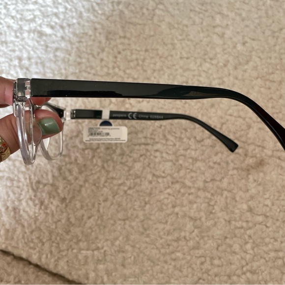 NIP Peepers Reading Glasses from Reese’s Bookclub Dec. Box! - Picture 4 of 13